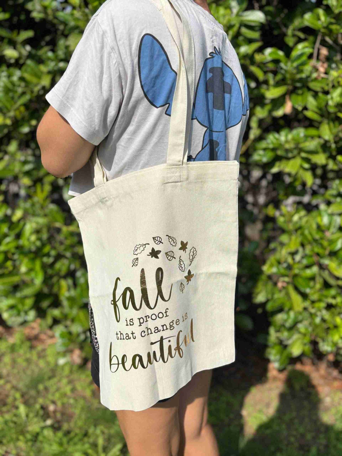 FALLing for my self Tote - Limited Cozy Edition - Incanta Shop