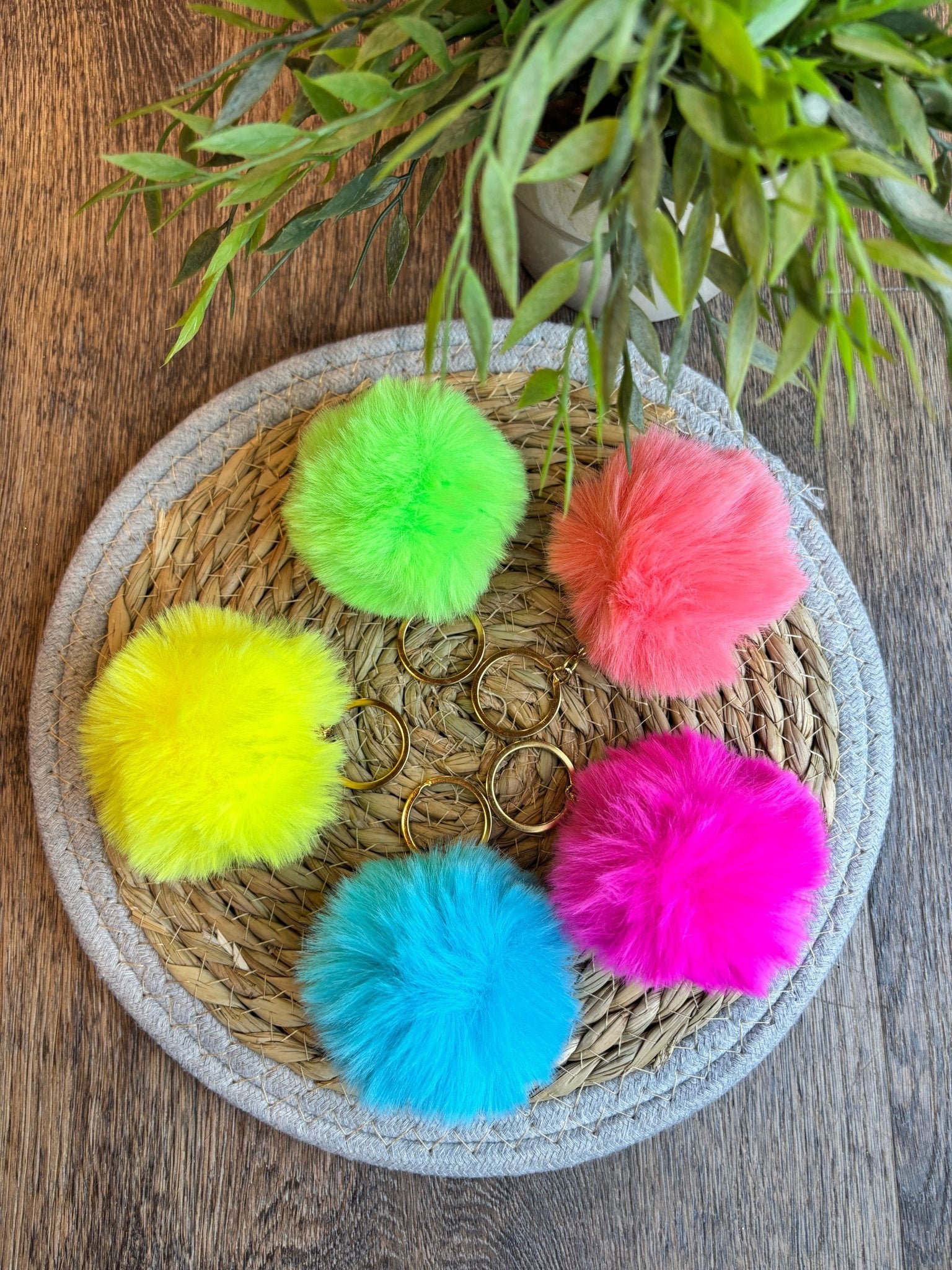 NEON VIBES - Pon Pon - Incanta Shop
